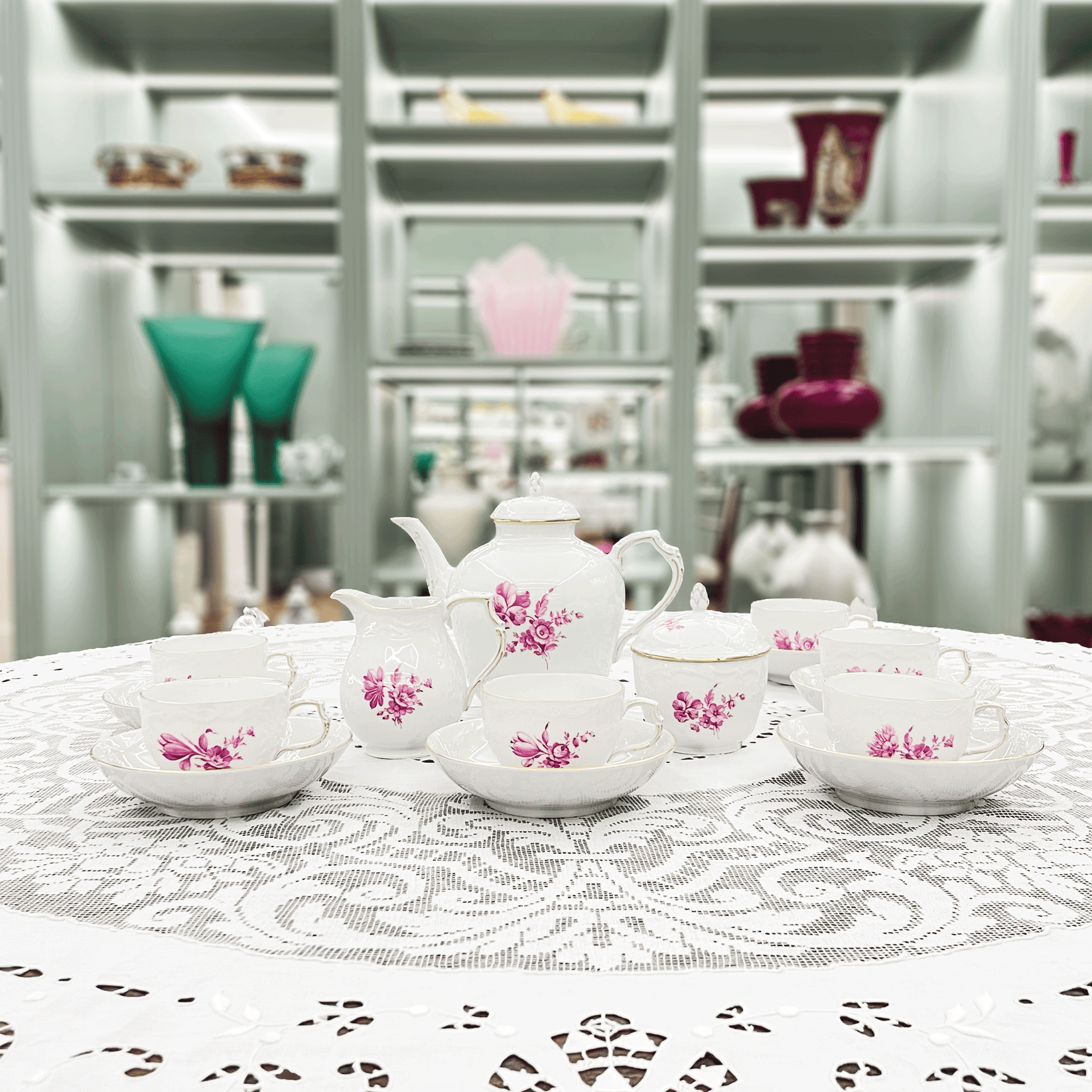 KPM Berlin Neuzierat Tea Set