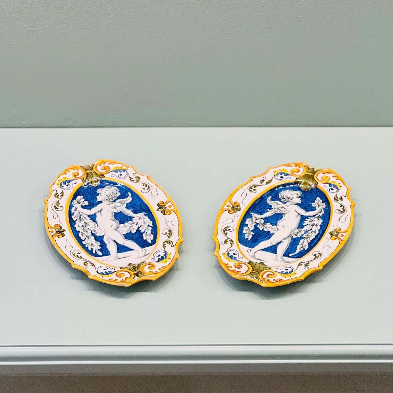Pair of 19th Century Ginori Decorative Dishes