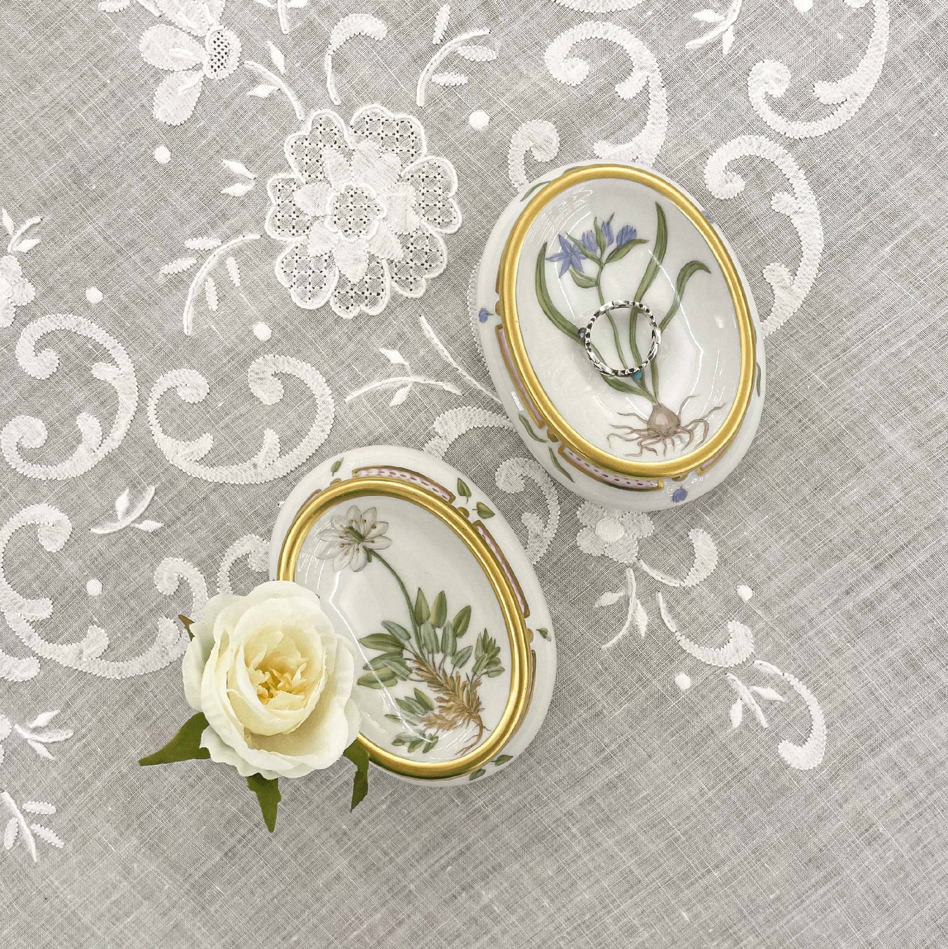 "Flora Danica" Small Decorative Trays