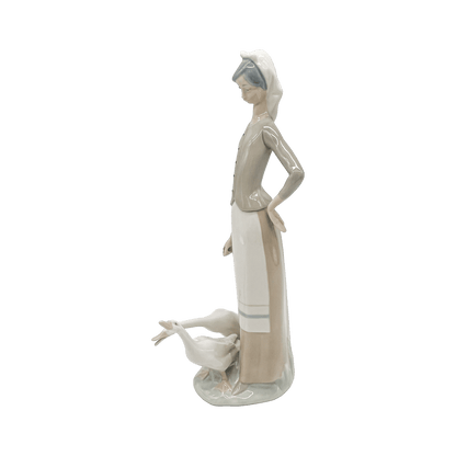 Milkmaid Porcelain Statue by Bing & Grondahl