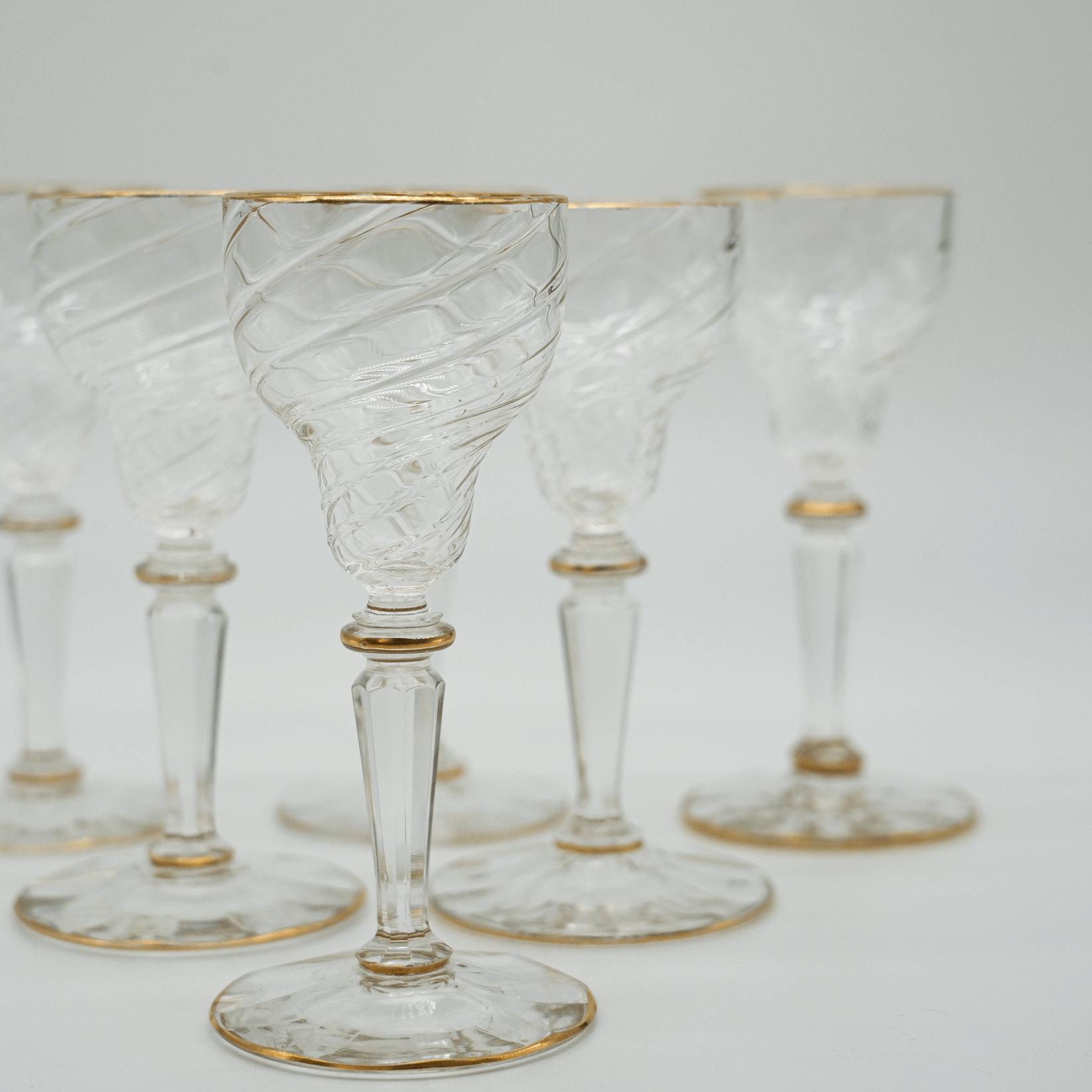 Set of 6 Spirit Glasses with Golden Rim - Galleria Fossi 33, Florence.