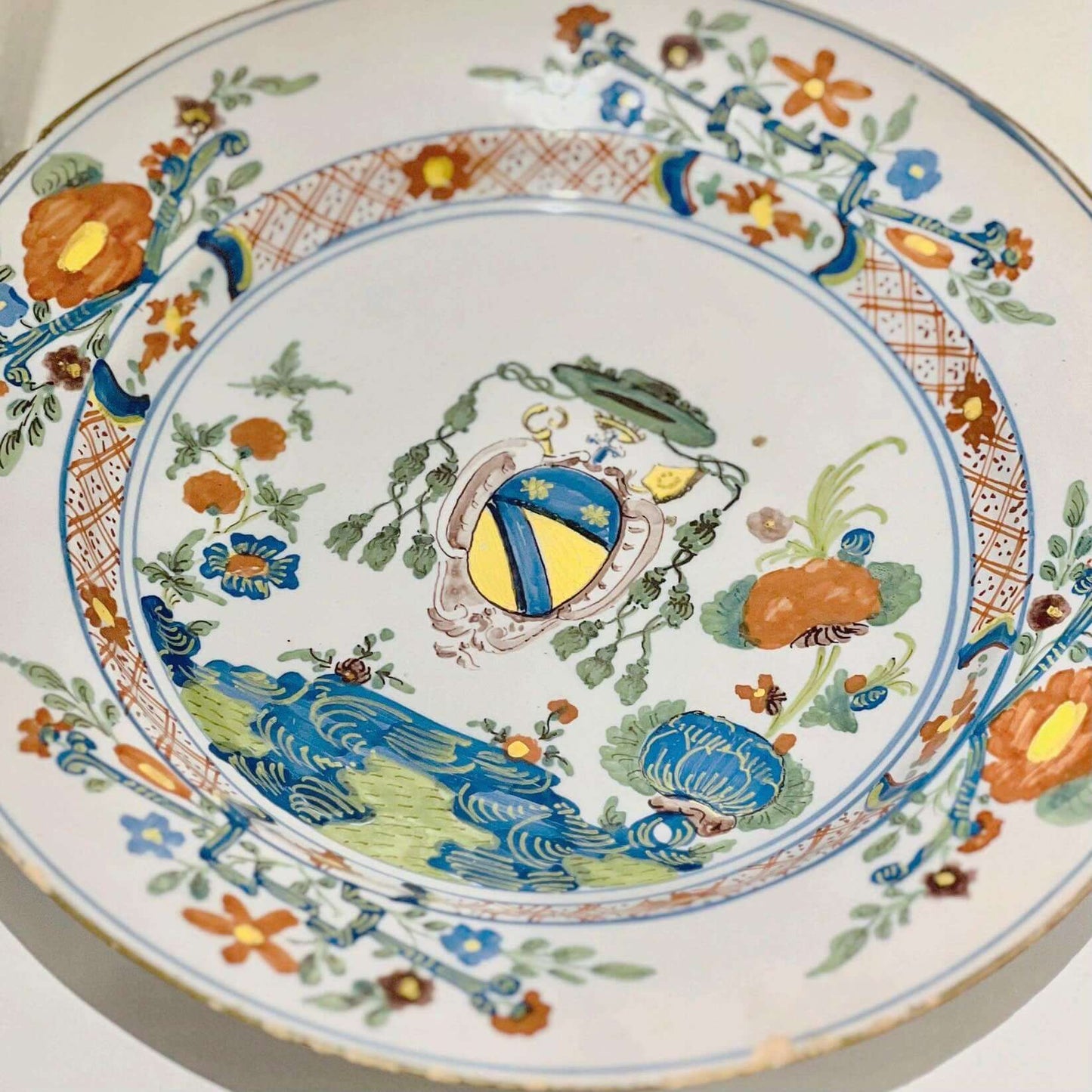 18th Century Faenza Armorial Plate