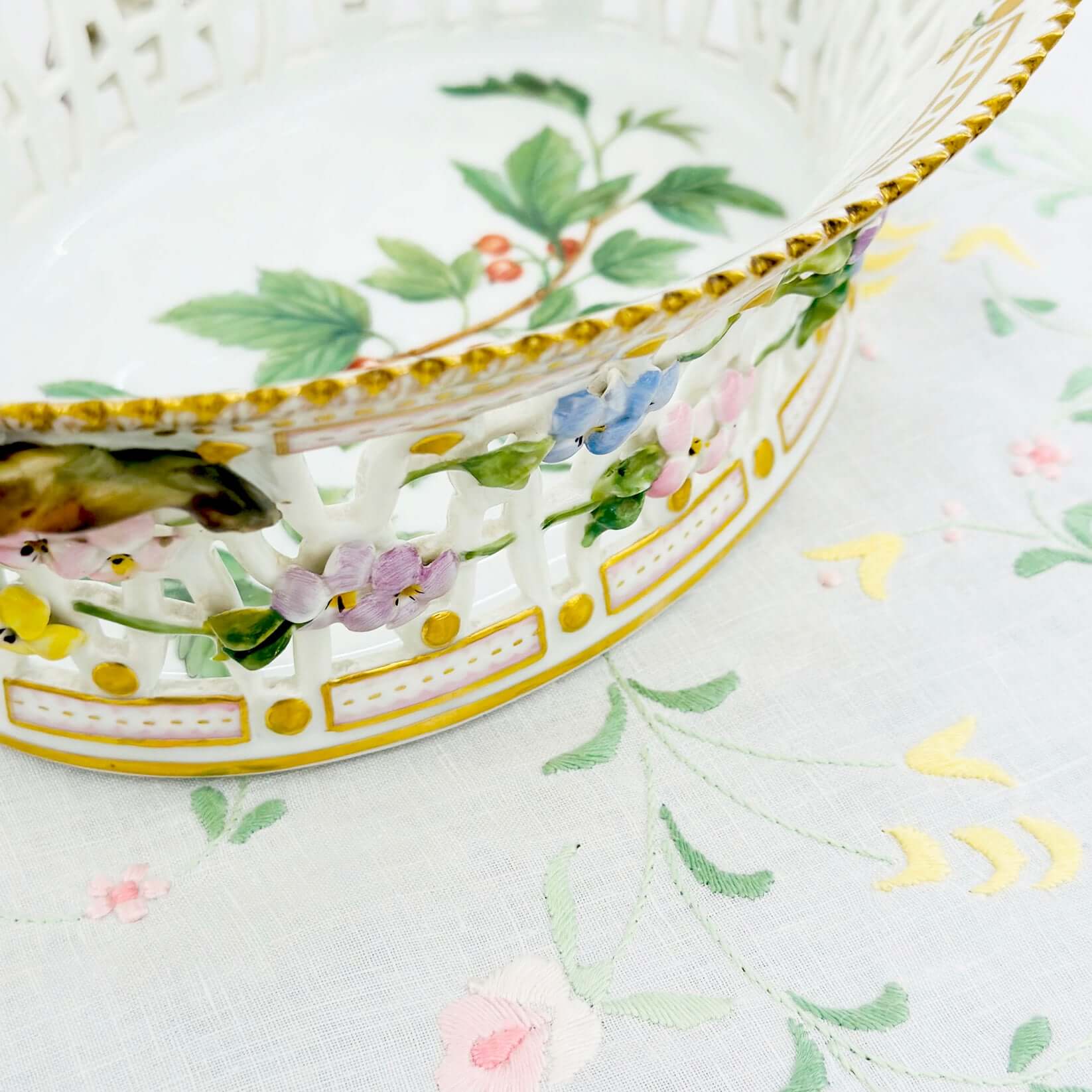 "Flora Danica" Royal Copenhagen Basket