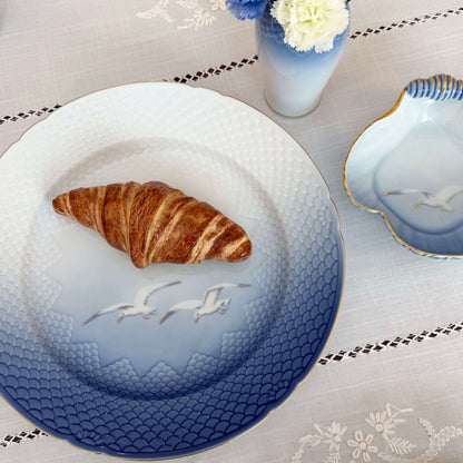 Bing & Grøndahl Seagull Dining Set for 12