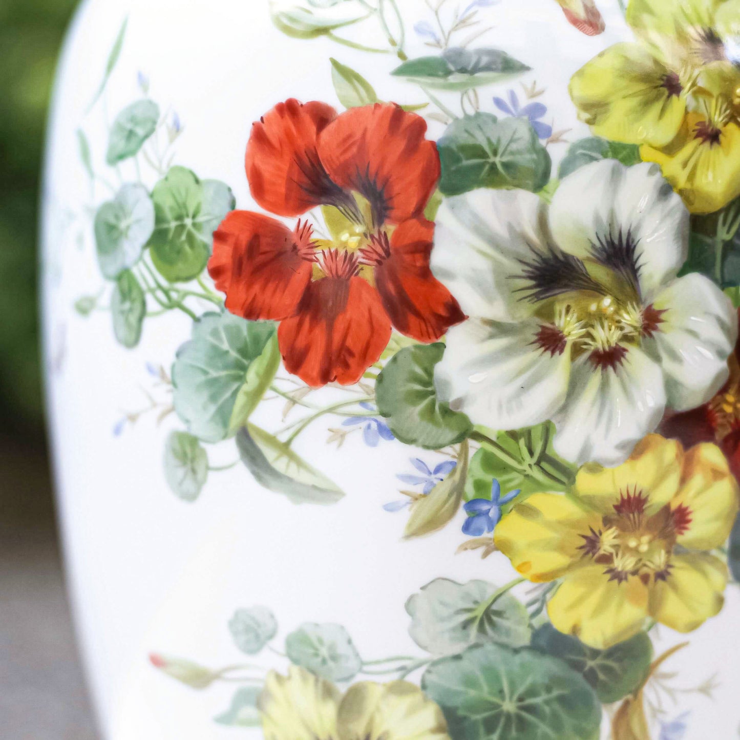 Large Meissen Porcelain Lidded Vase with Cress Blossom Décor