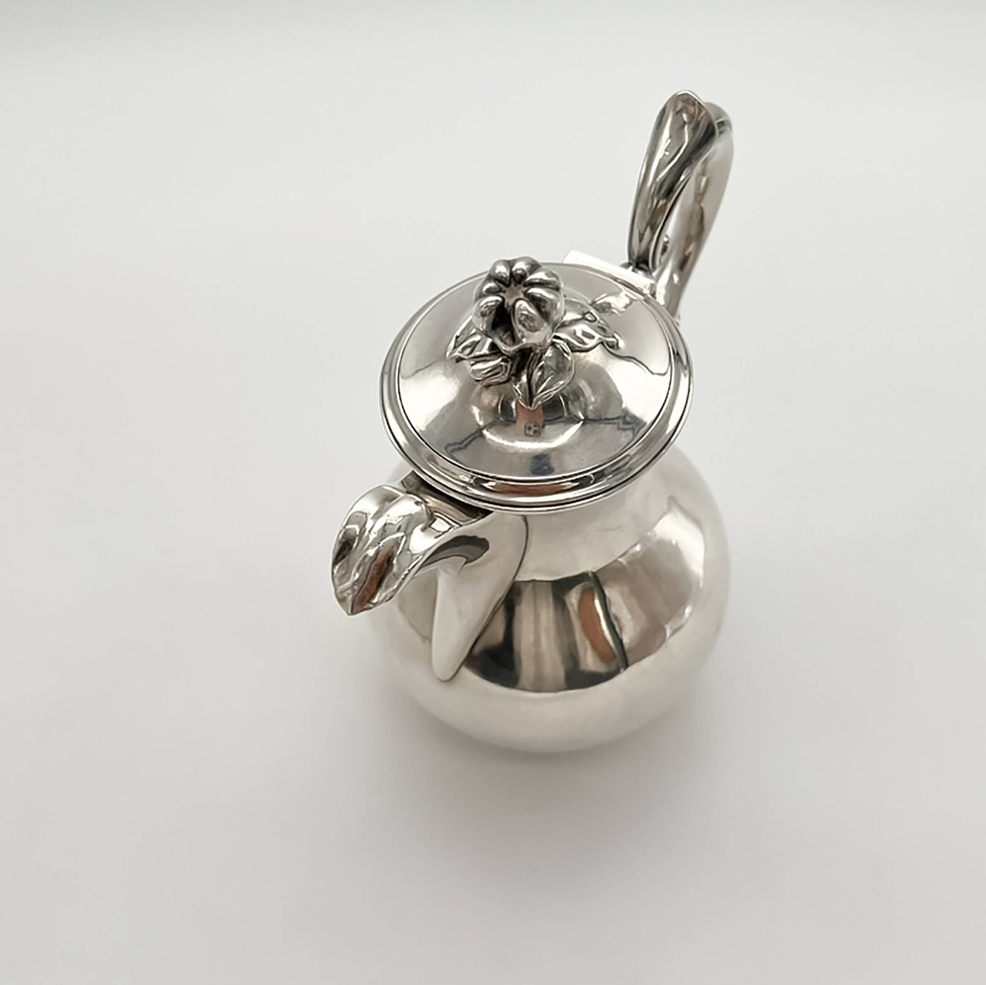 Petite Silver Coffee Pot - Galleria Fossi 33