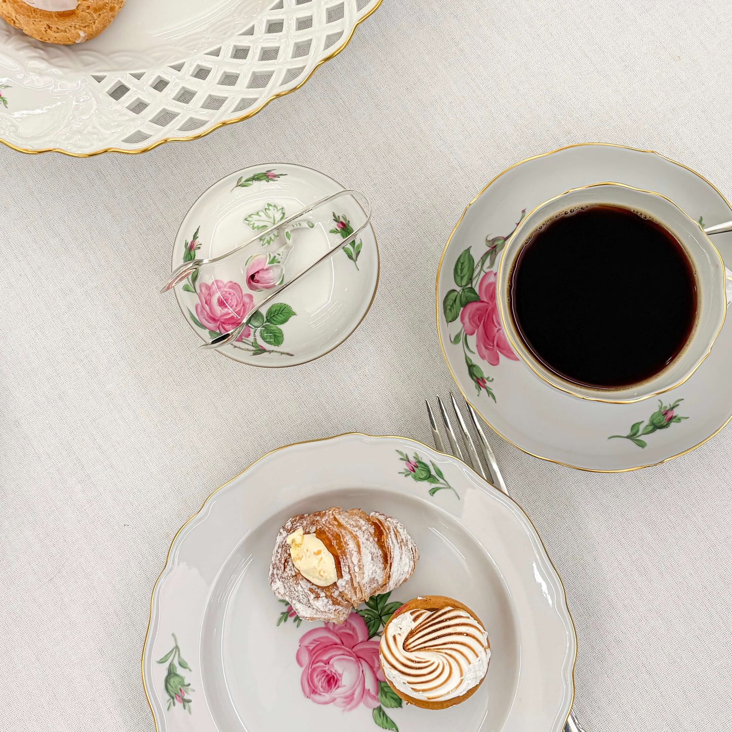 Meissen "Red Rose" Coffee Service of 6
