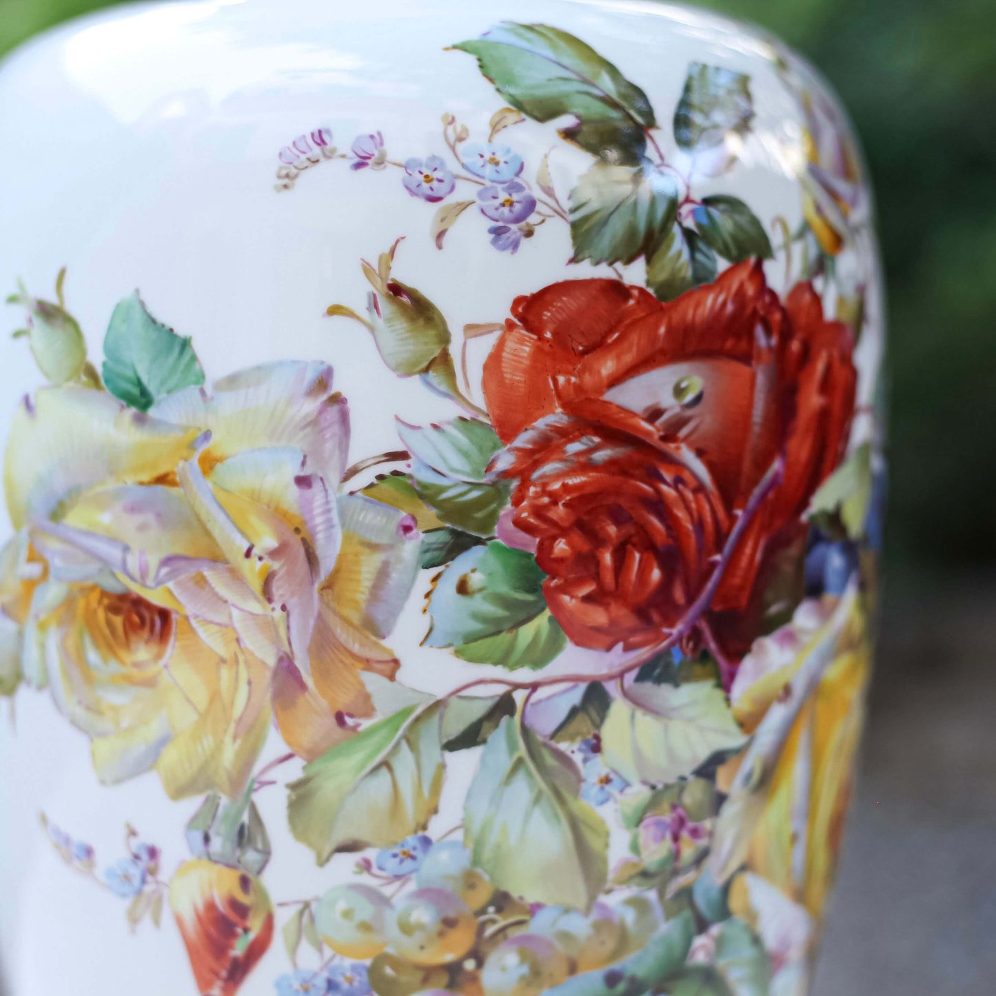 Meissen Lidded Vase Decorated with Roses and Fruits