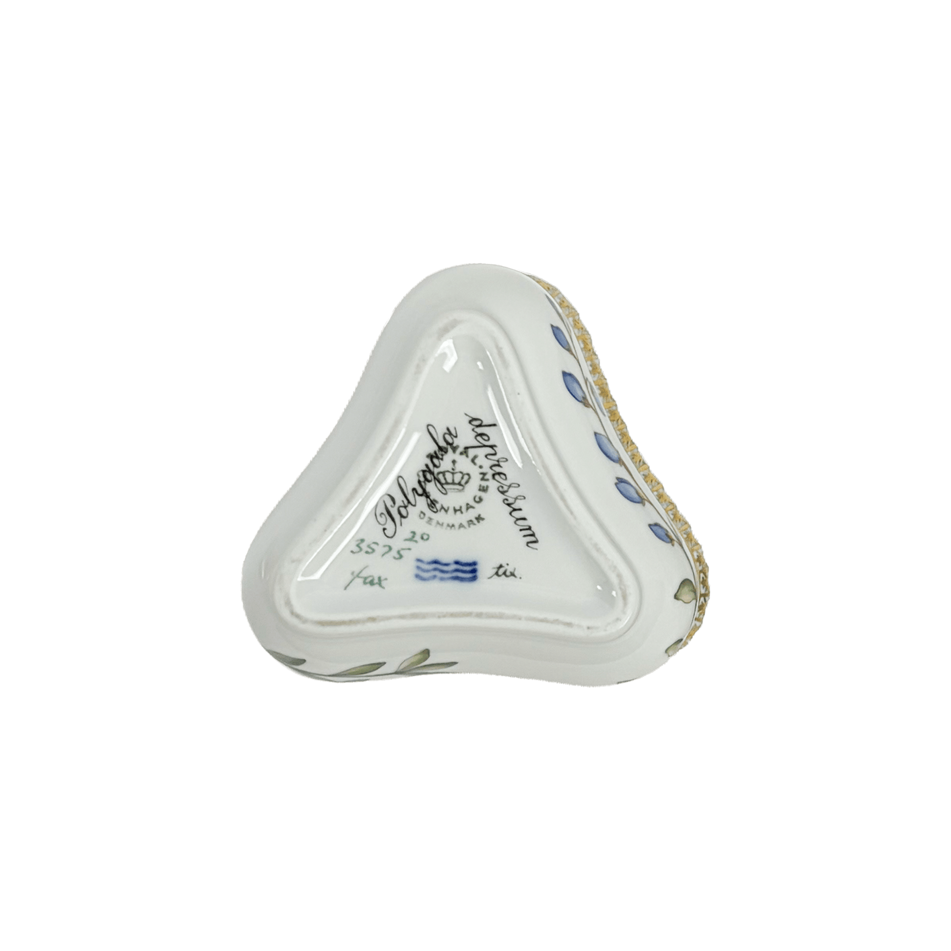 Royal Copenhagen “Flora Danica” Pair of Triangle Shape Cream Cups - Galleria Fossi 33
