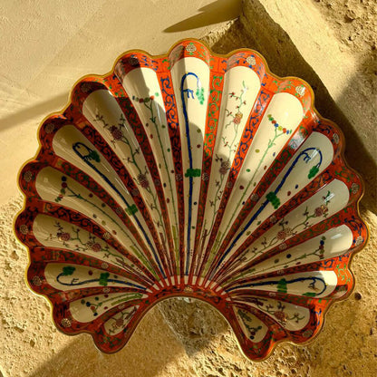 Herend Large Shell Porcelain Centrepiece Red Dynasty (Siang Rouge)